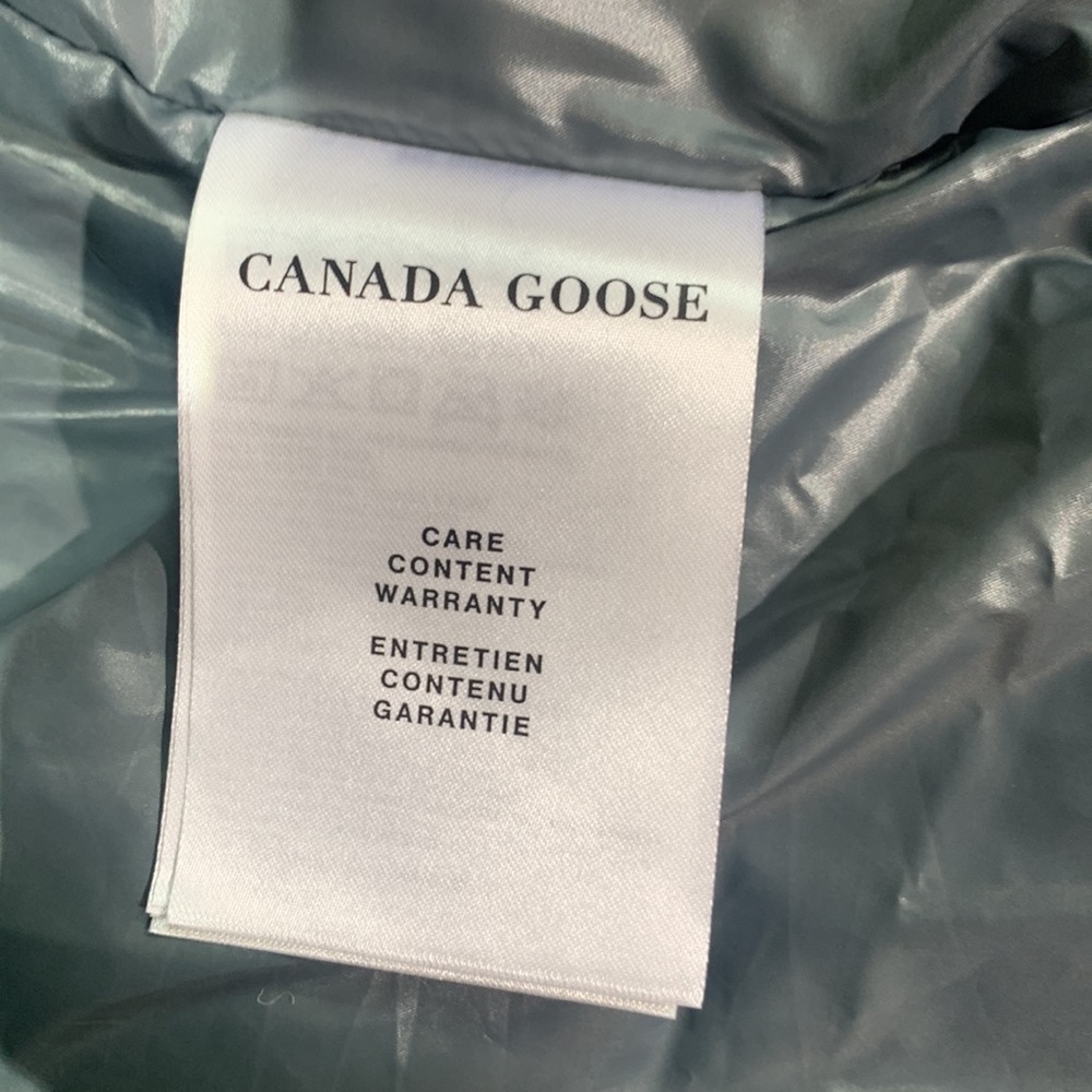 Canada Goose Alliston 750 Fill Power Down Long Hooded Parka - Picture 10 of 14